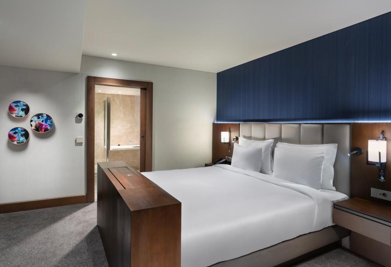 Crowne Plaza Istanbul - Ortakoy Bosphorus By Ihg Hotel Exterior photo