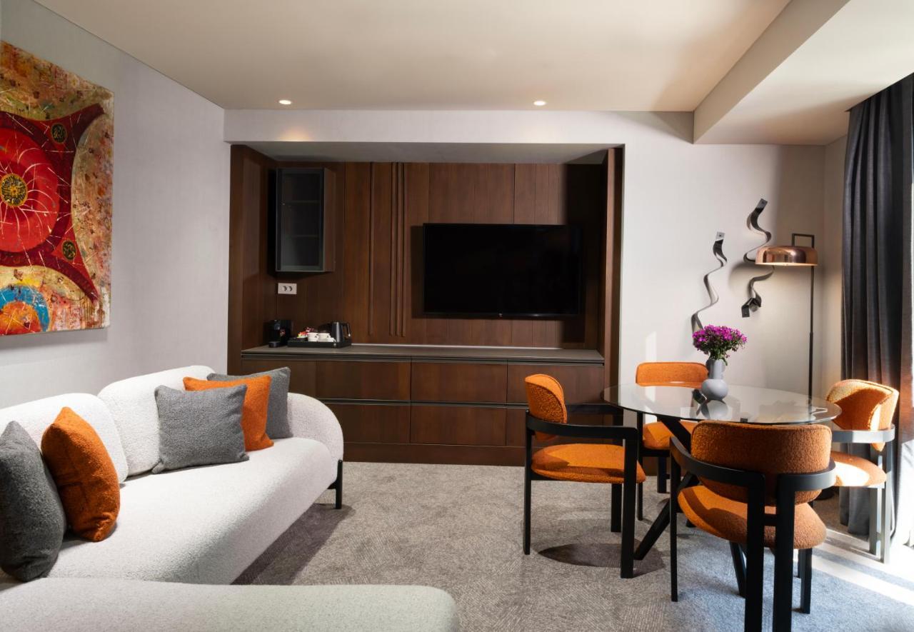 Crowne Plaza Istanbul - Ortakoy Bosphorus By Ihg Hotel Exterior photo
