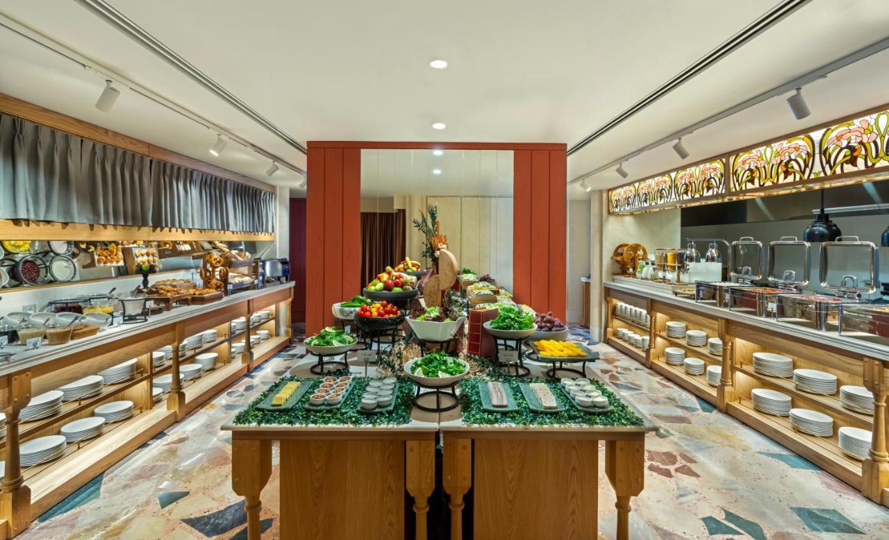 Crowne Plaza Istanbul - Ortakoy Bosphorus By Ihg Hotel Exterior photo