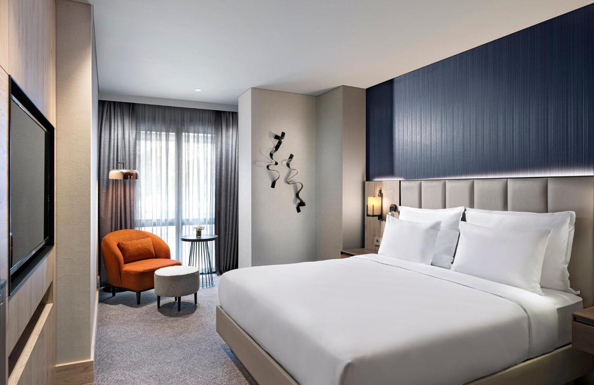 Crowne Plaza Istanbul - Ortakoy Bosphorus By Ihg Hotel Exterior photo