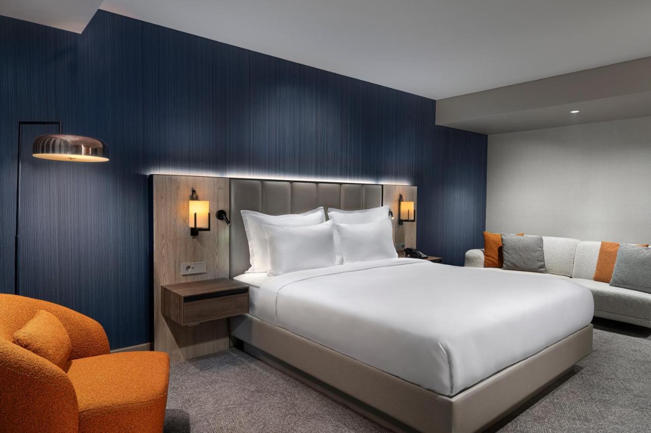 Crowne Plaza Istanbul - Ortakoy Bosphorus By Ihg Hotel Exterior photo